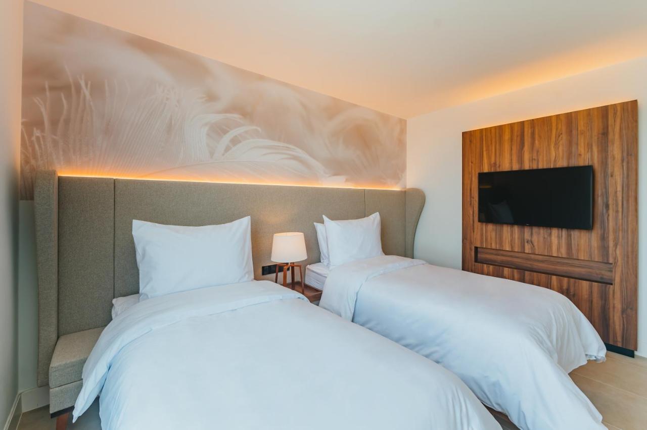Radisson Blu Aruba Hotel Палм Бийч Екстериор снимка