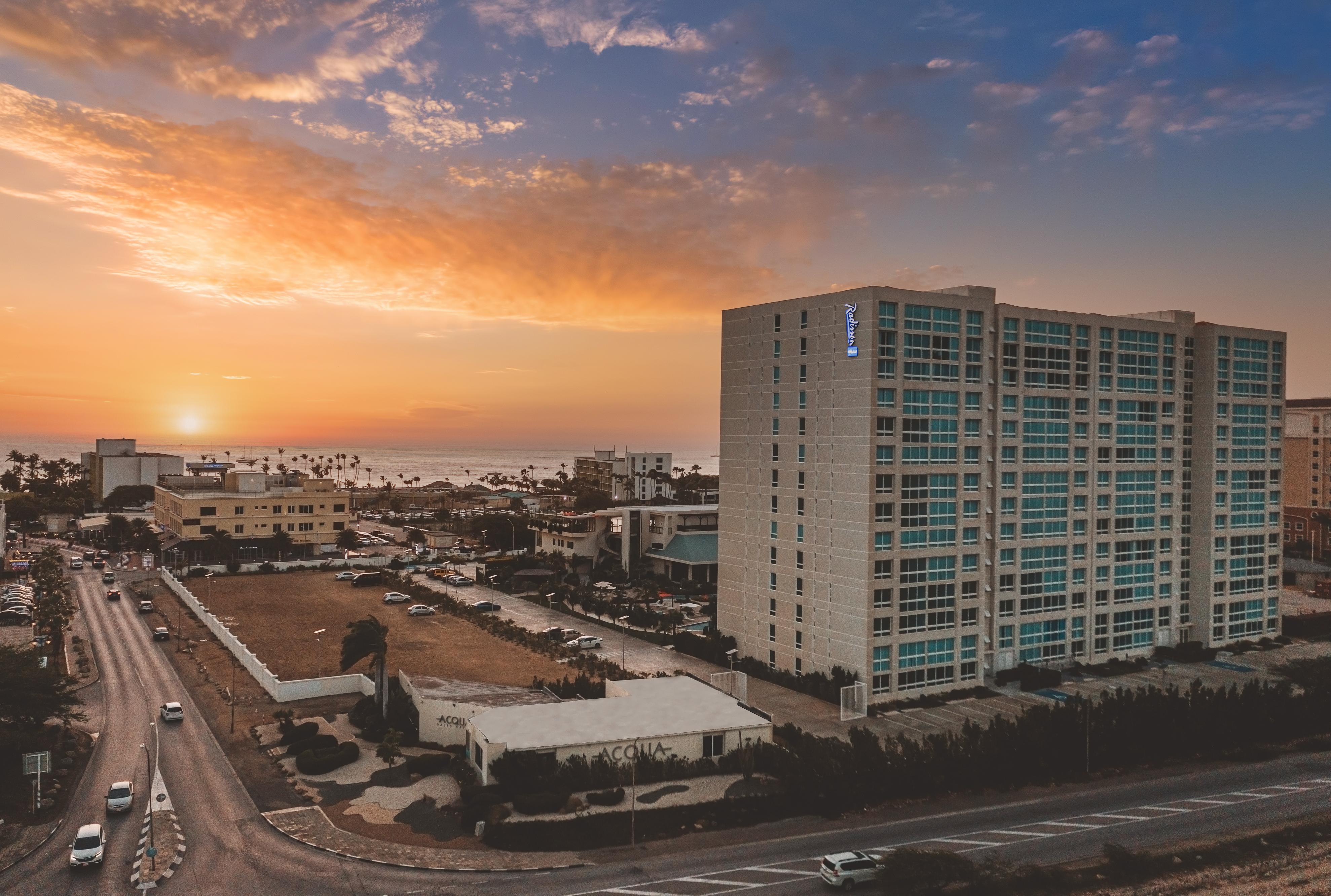 Radisson Blu Aruba Hotel Палм Бийч Екстериор снимка