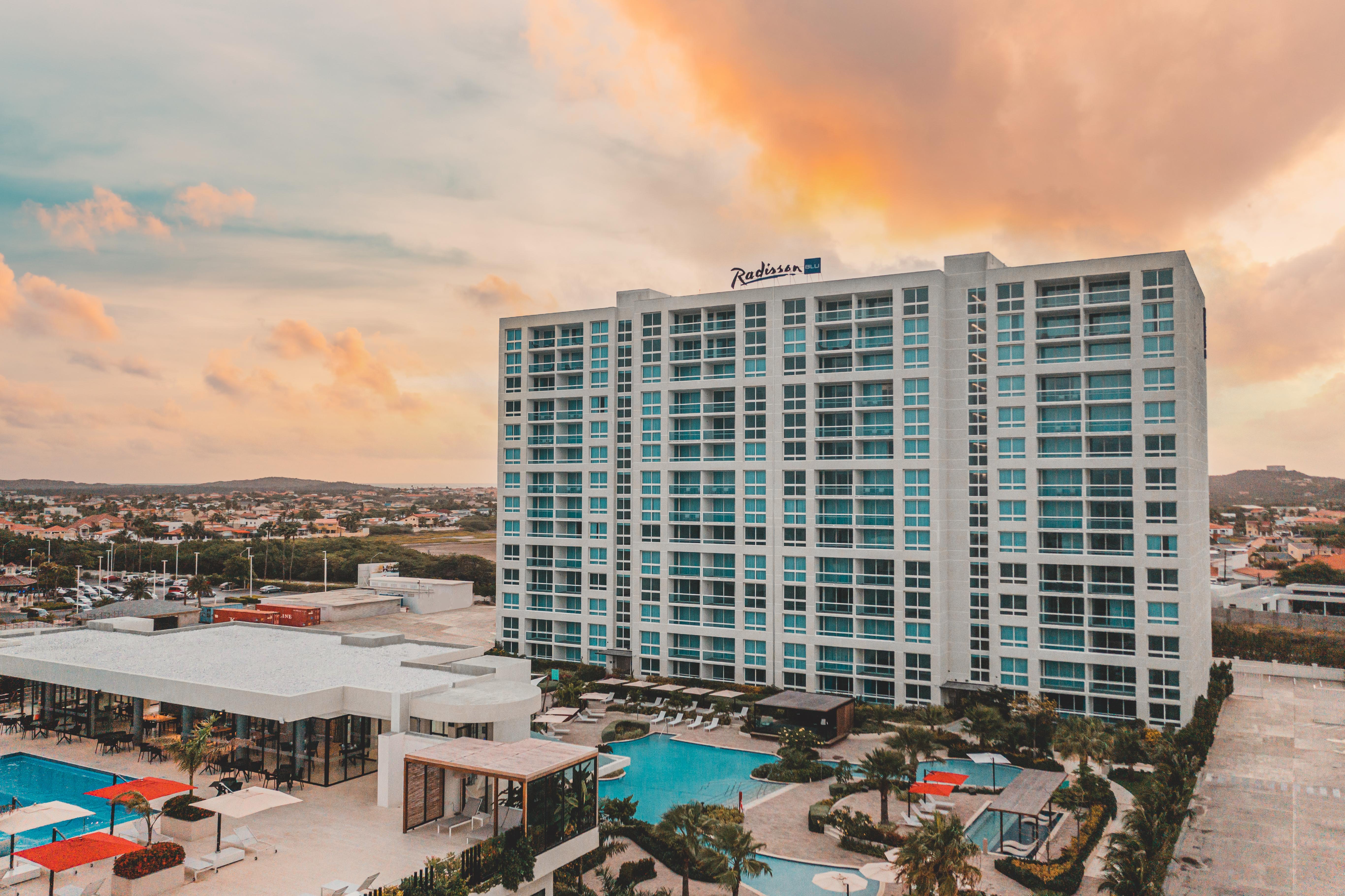 Radisson Blu Aruba Hotel Палм Бийч Екстериор снимка